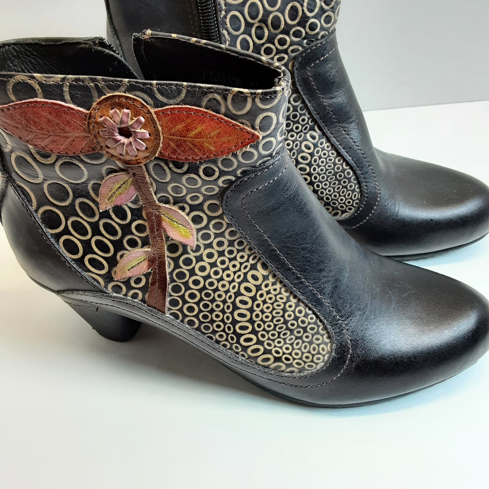 Artistic Black and Brown Ankle Boots with Floral Design